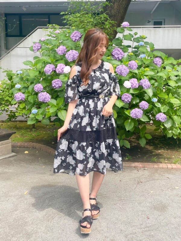全国各地の紫陽花名所16選 Axes Femmeの紫陽花柄ワンピースを着て 紫陽花スポットに行こう My Axes 全国各地の紫陽花名所16選 Axes Femmeの紫陽花柄ワンピースを着て 紫陽花スポットに行こう My Axes