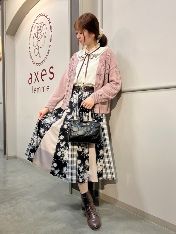 花柄アイテムを着てお花見に行こう♡ axes femmeの「お花見コーデ」を